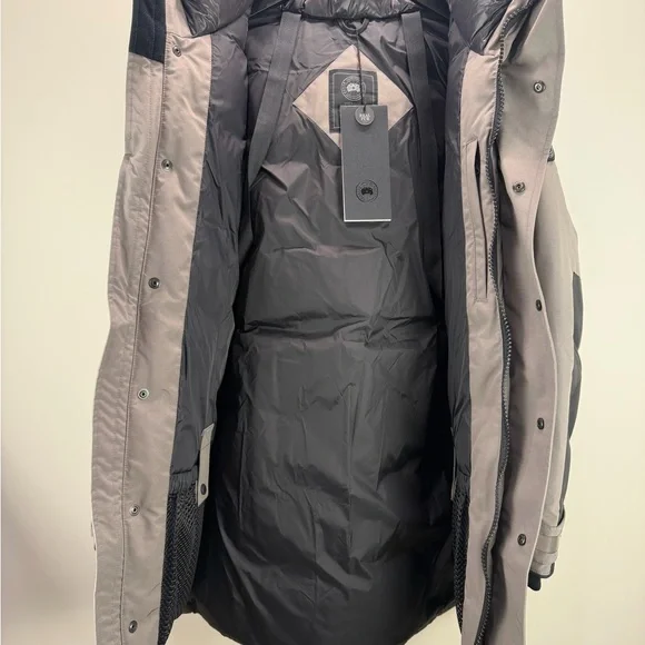 Canada Goose Men's Sherridon Parka - Black Label - Coastal Grey - Picture 3 of 10